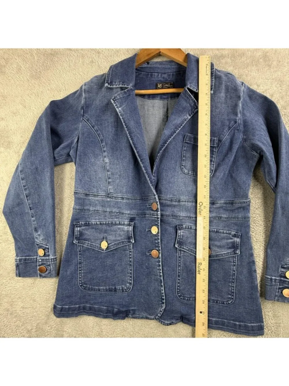 DG2 Diane Gilman Denim Jacket Womens Medium Blue Blazer Button Front Pockets - Picture 11 of 16